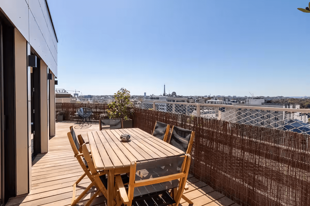 Nettoyage professionnel de terrasse à Paris
