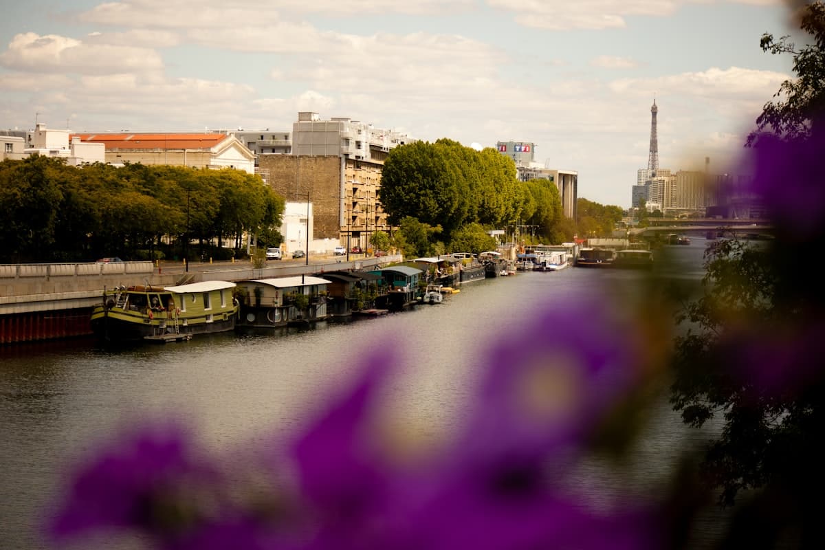 Les bords de Seine à Boulogne-Billancourt — secteur d'intervention Nettoyage Moquette à Boulogne-Billancourt